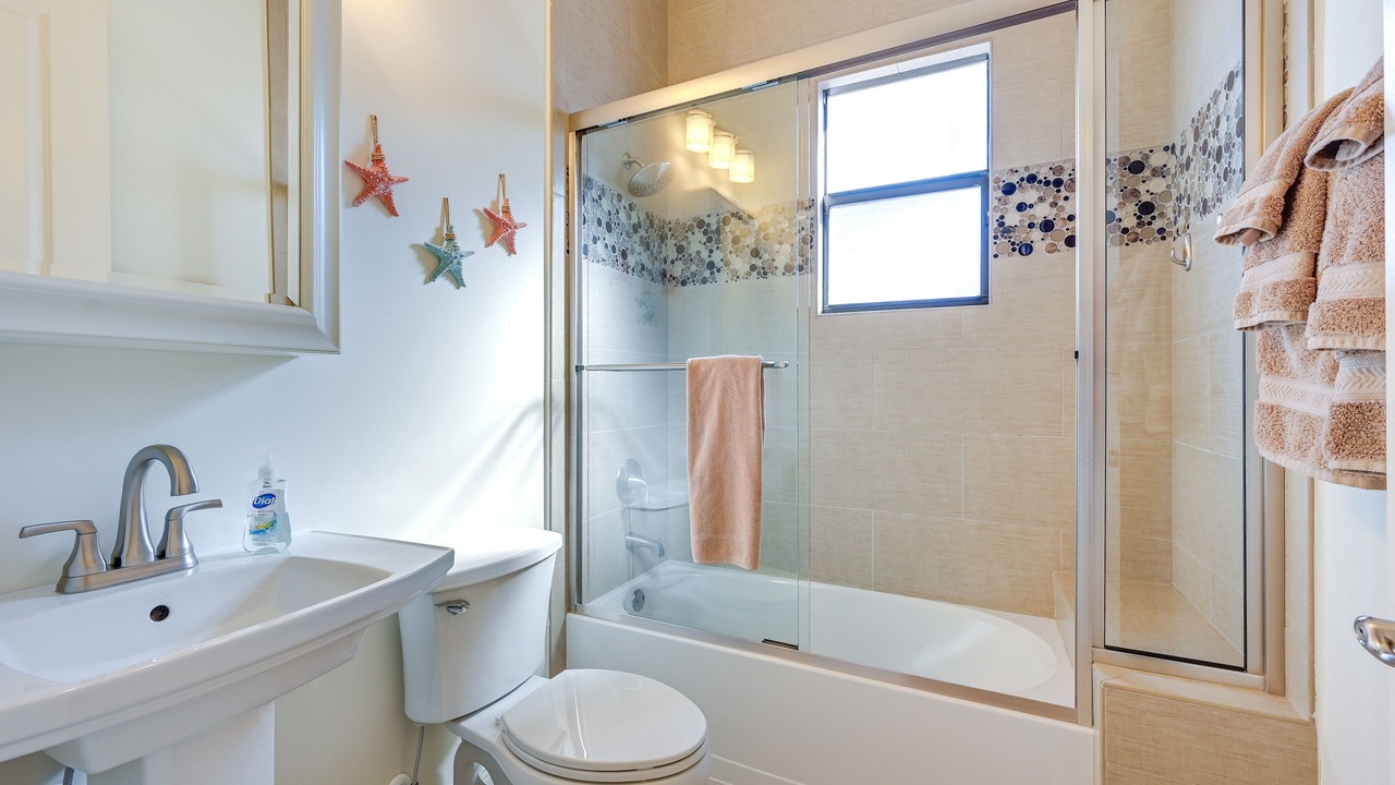 Photo of Bathroom in Naples Park