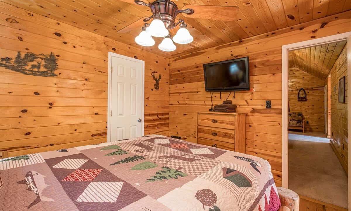 Photo of Bedroom in Helen