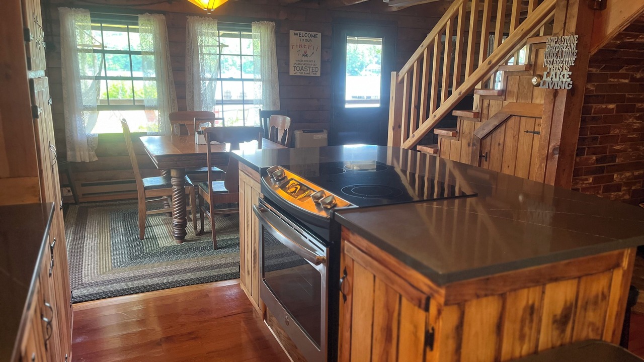 Photo of Kitchen in Raymond
