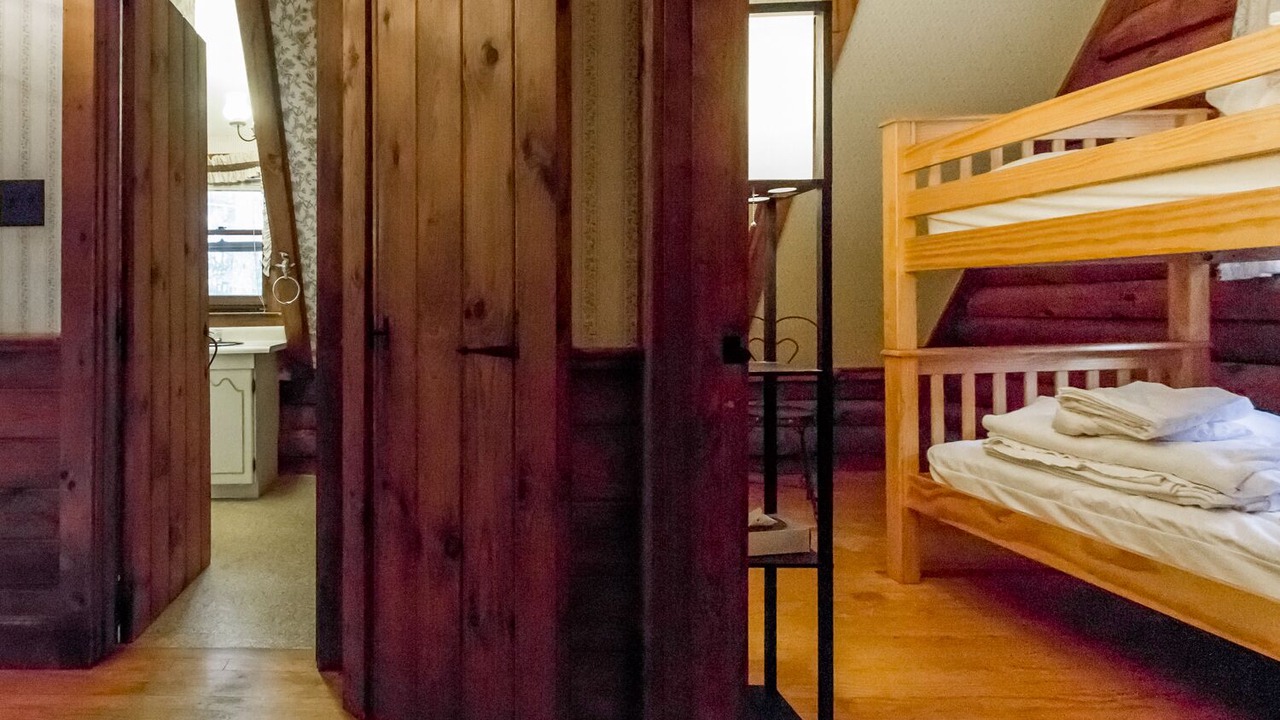 Photo of Bedroom in Raymond
