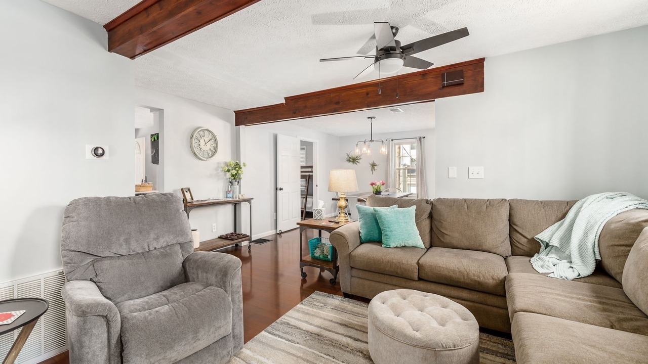 Photo of Livingroom in Old North Columbus