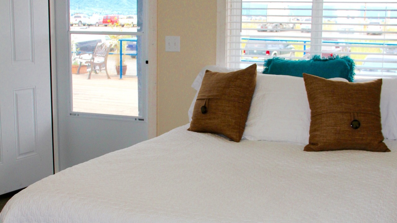 Photo of Bedroom in Homer