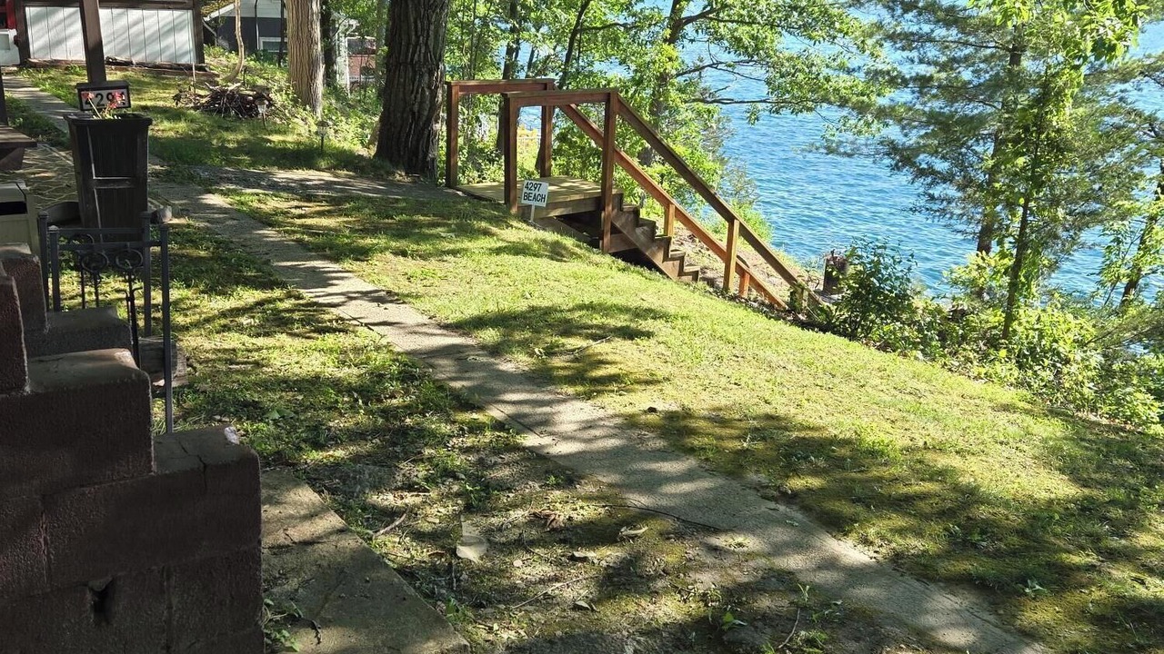 Photo of Outdoor in Burdett
