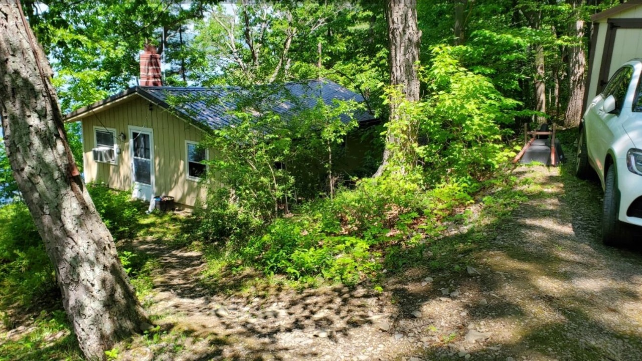 Photo of Outdoor in Burdett
