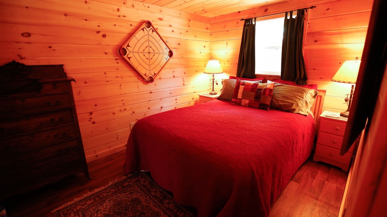 Photo of Bedroom in Ellsworth