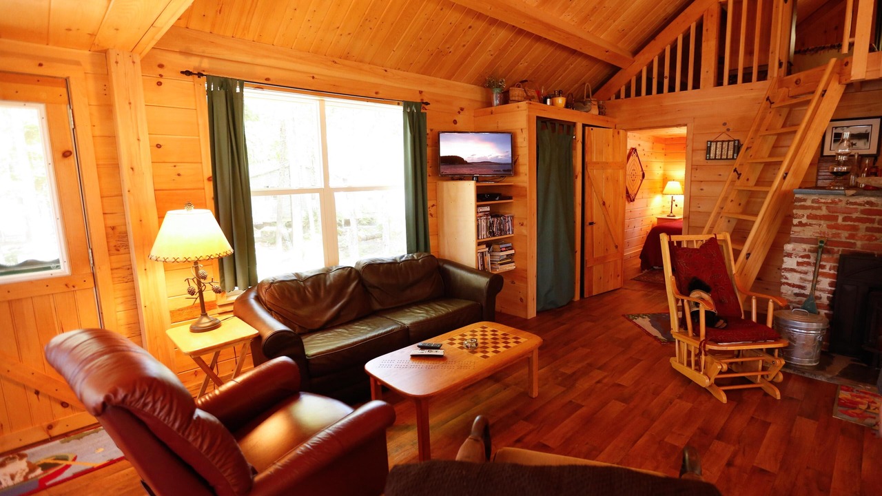 Photo of Livingroom in Ellsworth
