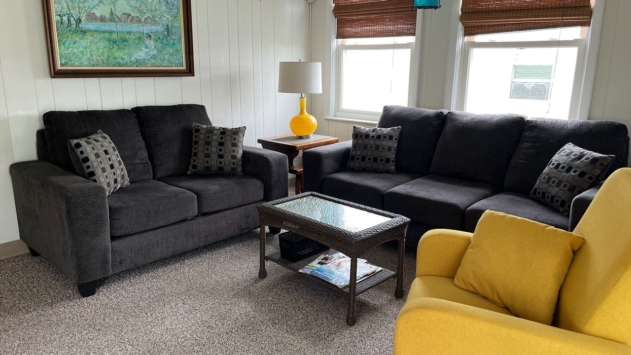Photo of Livingroom in Narragansett