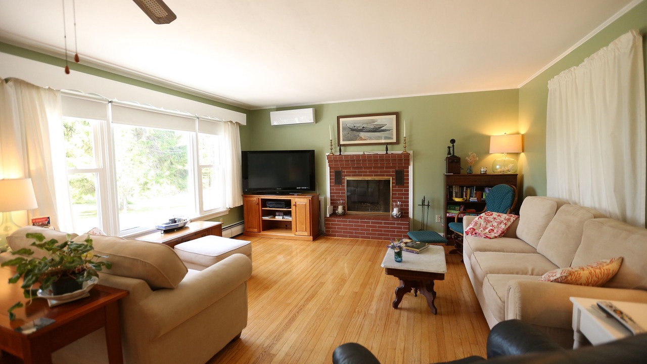 Photo of Bedroom in Lamoine