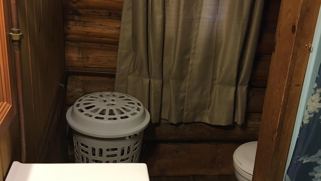 Photo of Bathroom in Pittsburg