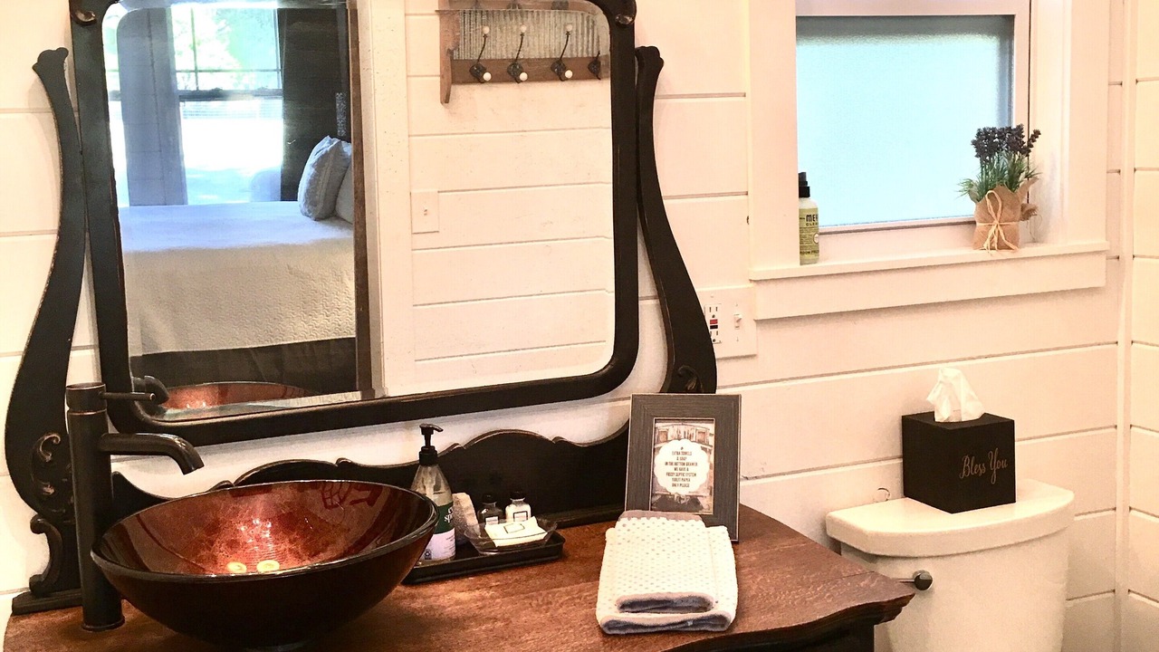 Photo of Bathroom in Detroit