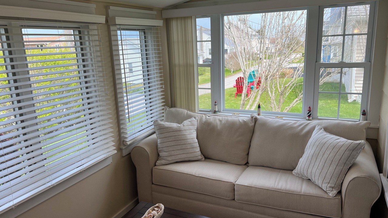 Photo of Livingroom in Point Judith