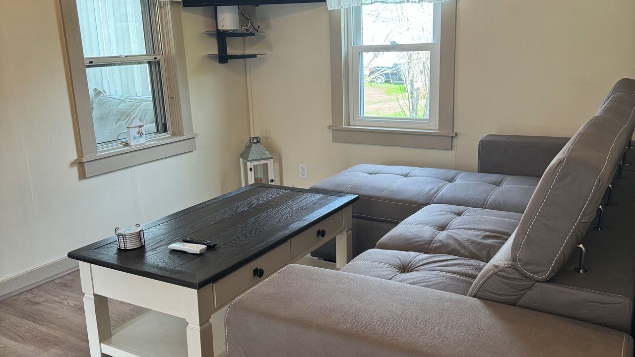 Photo of Livingroom in Point Judith