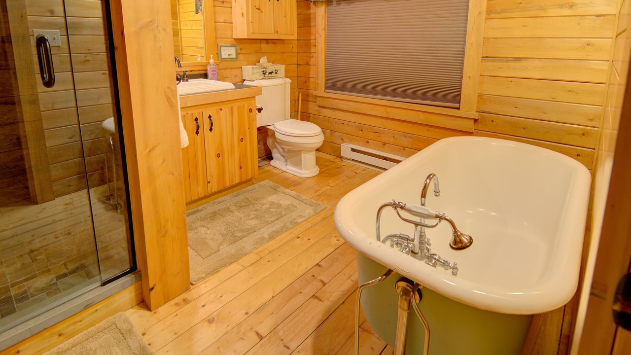 Photo of Bathroom in Embden
