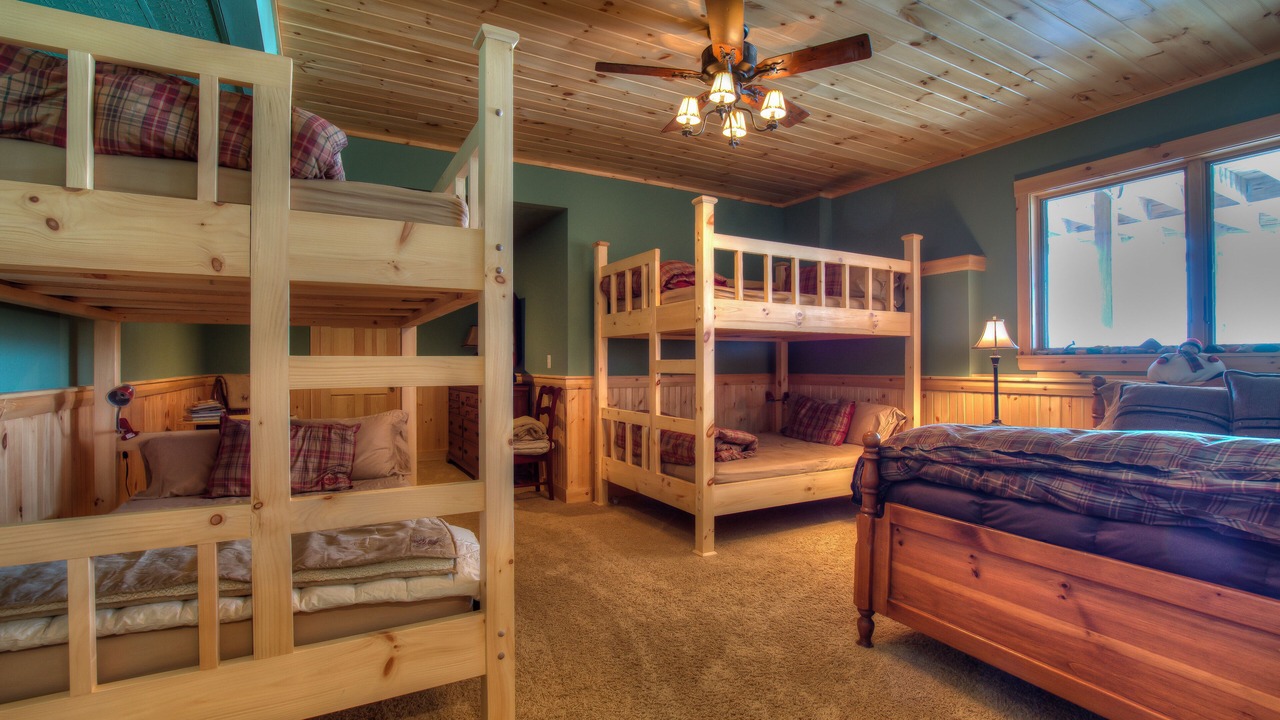 Photo of Bedroom in Rumford Center