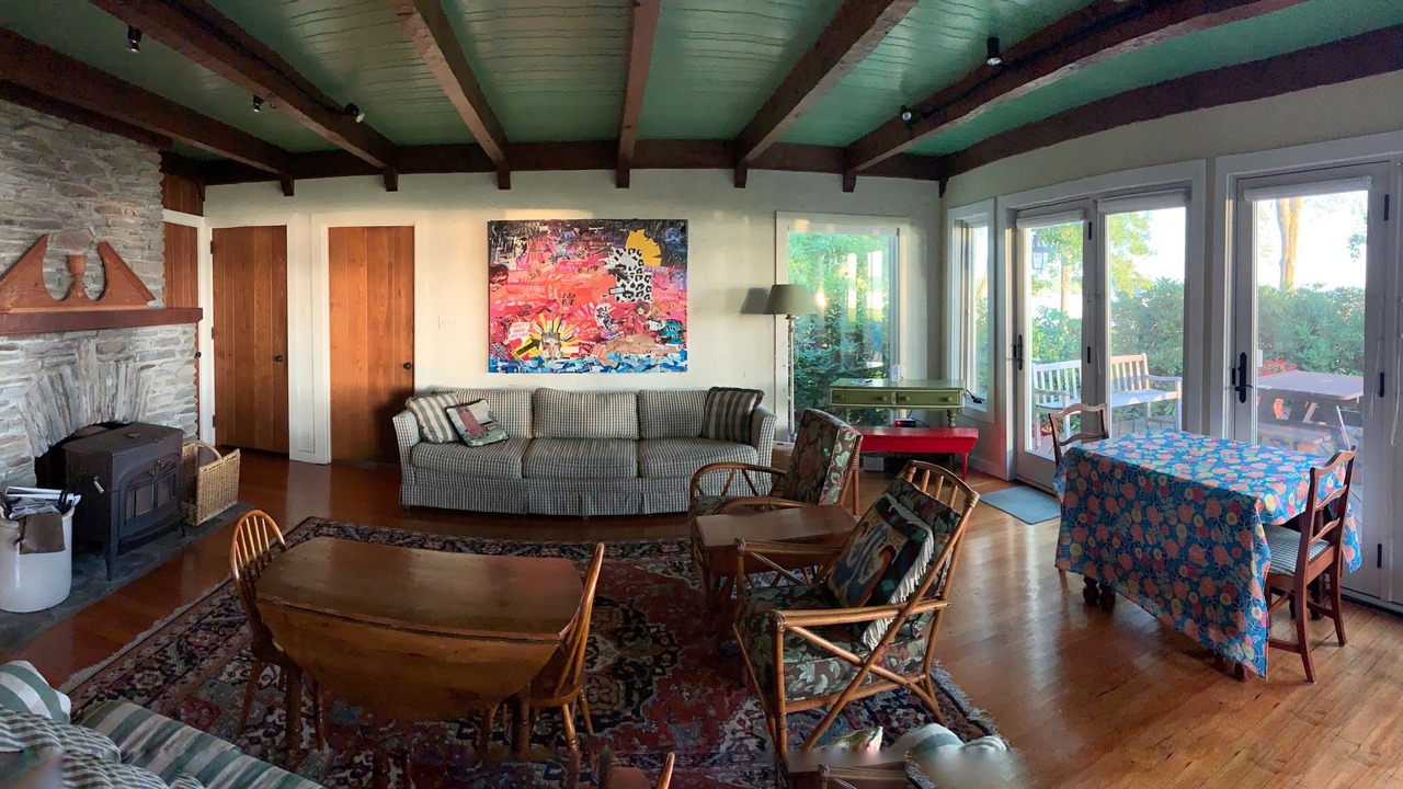 Photo of Livingroom in Chautauqua