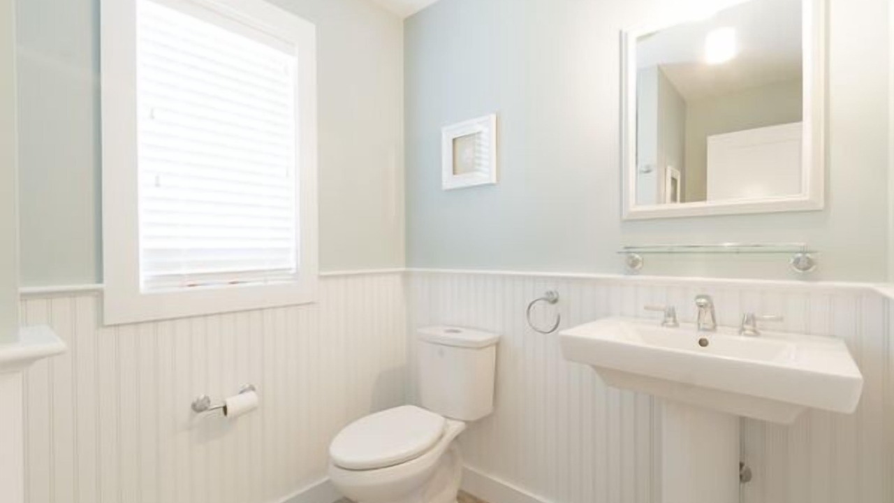 Photo of Bathroom in Higgins Beach