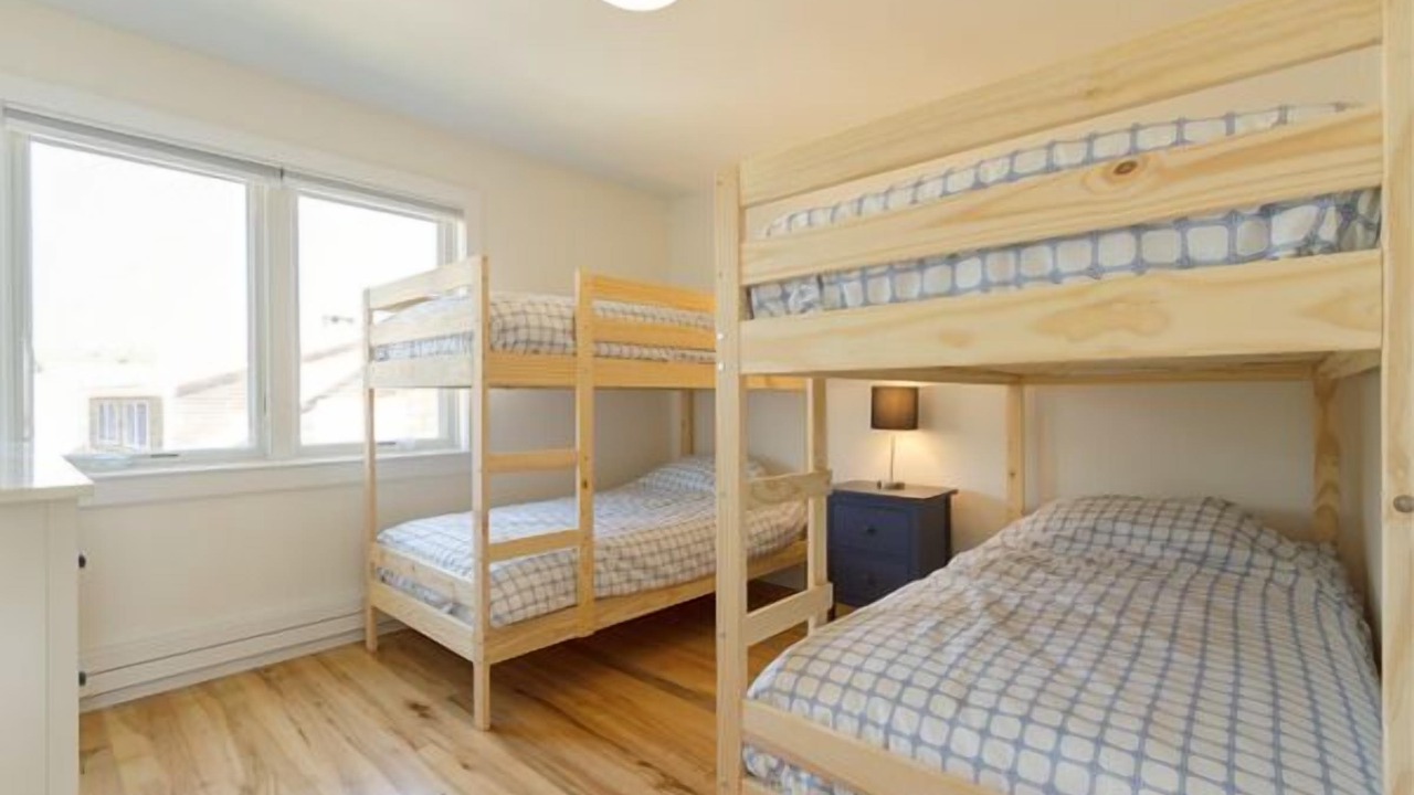 Photo of Bedroom in Higgins Beach