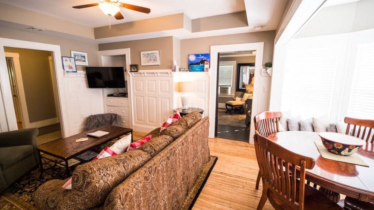 Photo of Livingroom in North Conway