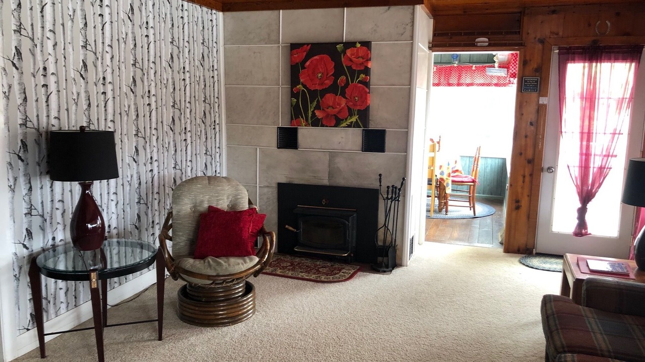 Photo of Livingroom in Lime Lake-Machias