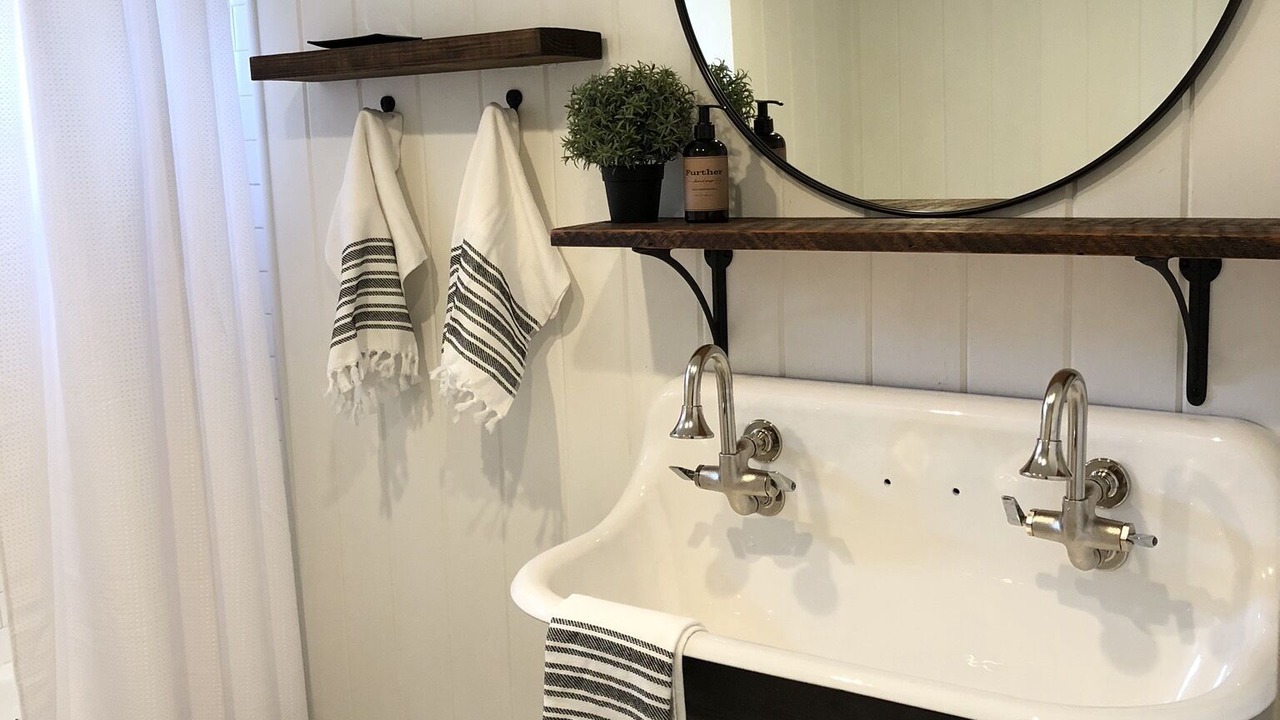 Photo of Bathroom in Town of Jerusalem