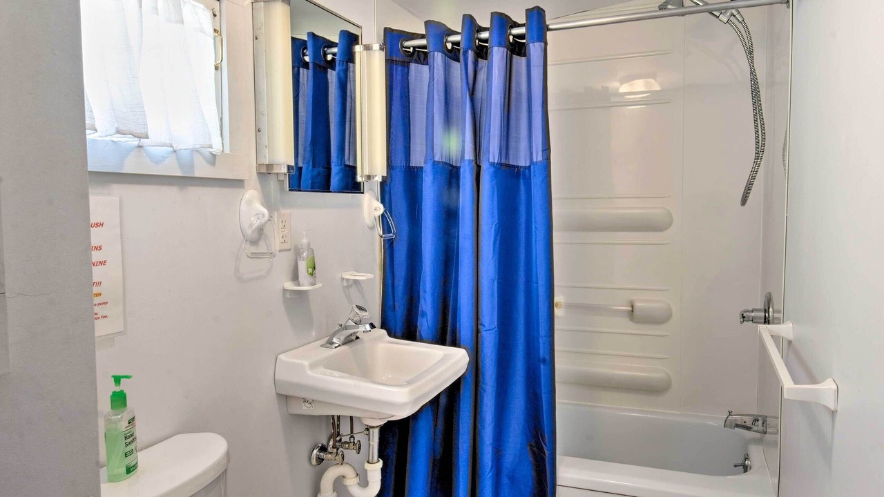 Photo of Bathroom in Cleverdale