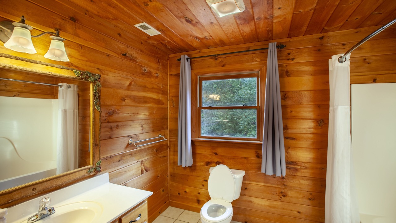 Photo of Bathroom in Dial