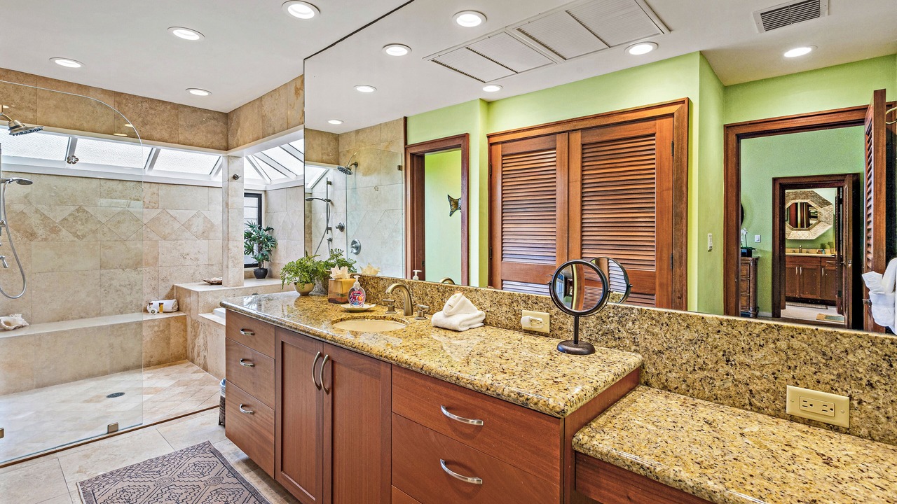 Photo of Bathroom in Kapalua