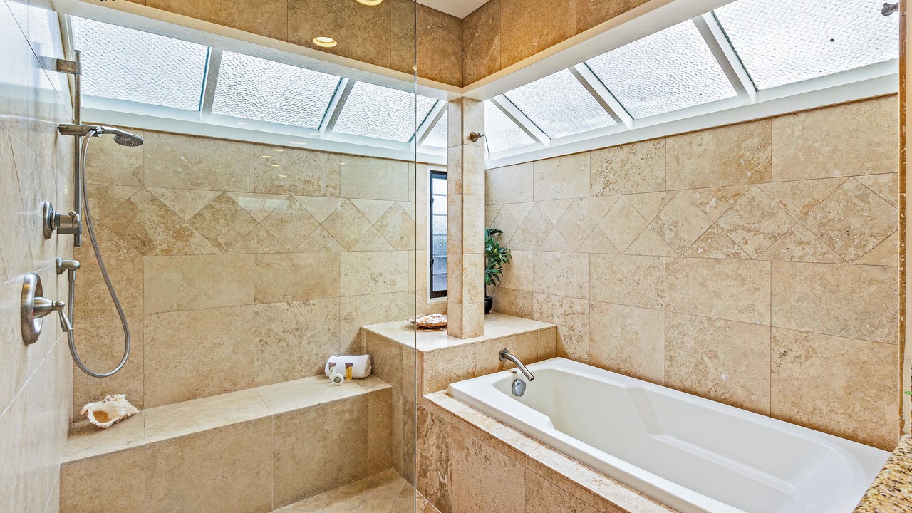 Photo of Bathroom in Kapalua