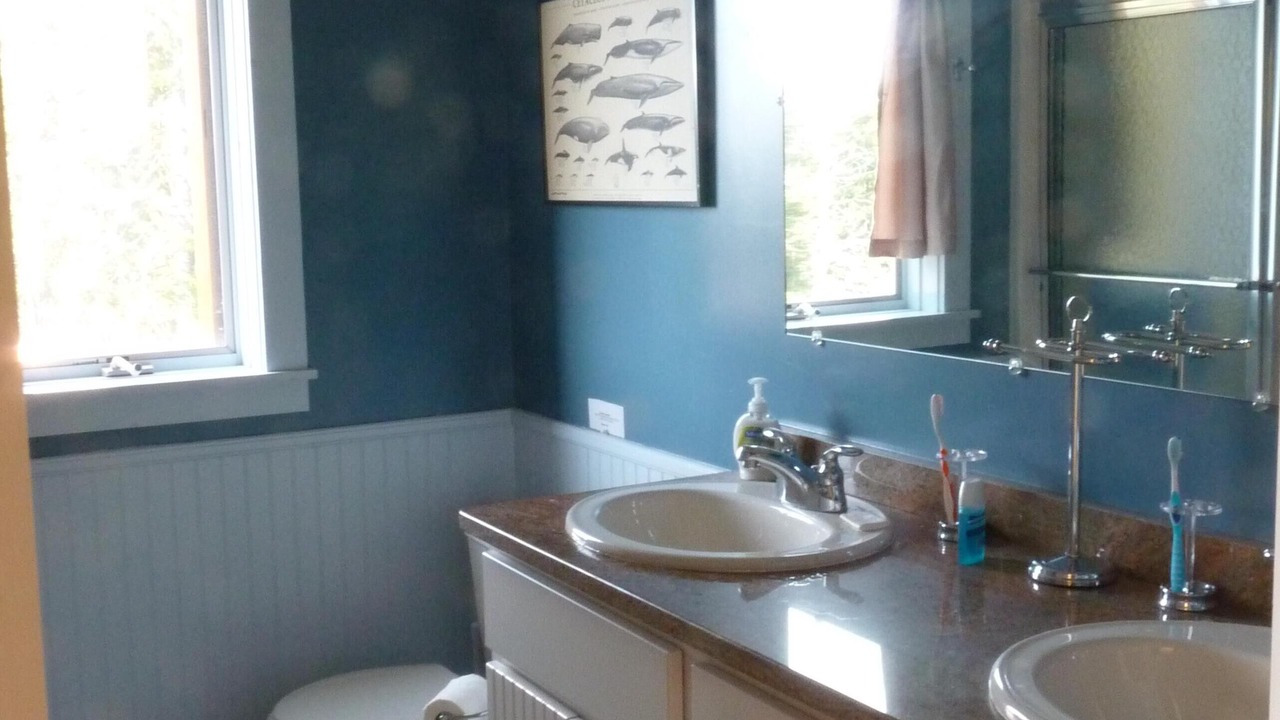 Photo of Bathroom in West Tremont