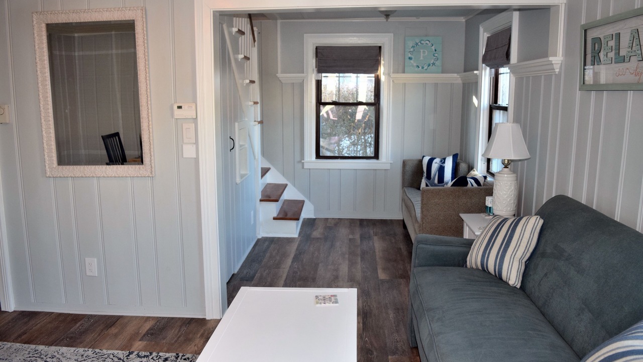 Photo of Livingroom in Narragansett