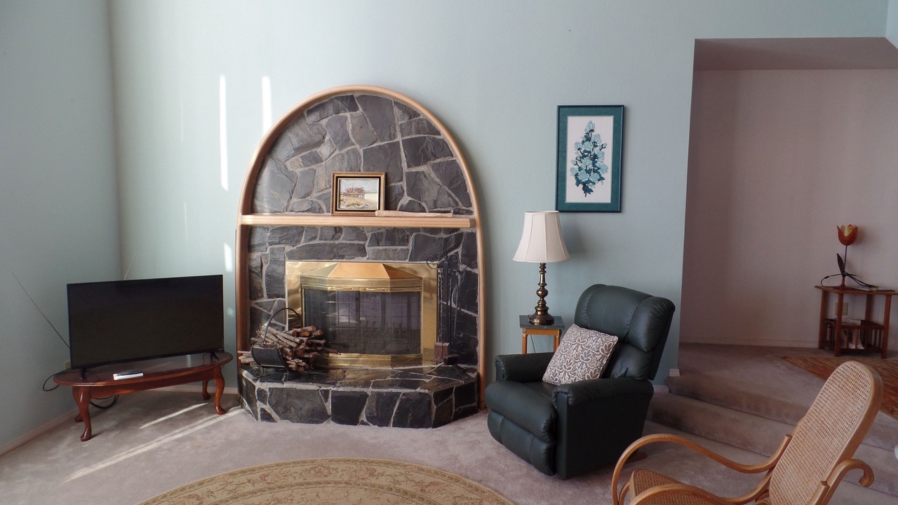 Photo of Bedroom in Homer