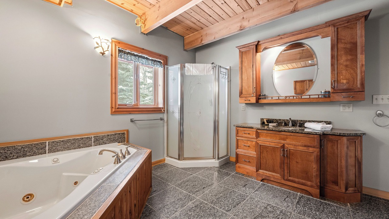 Photo of Bathroom in Sandy River