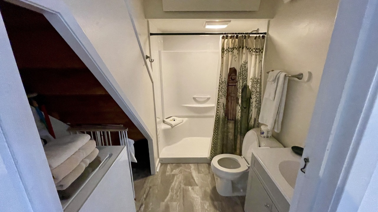 Photo of Bathroom in Beaver Cove