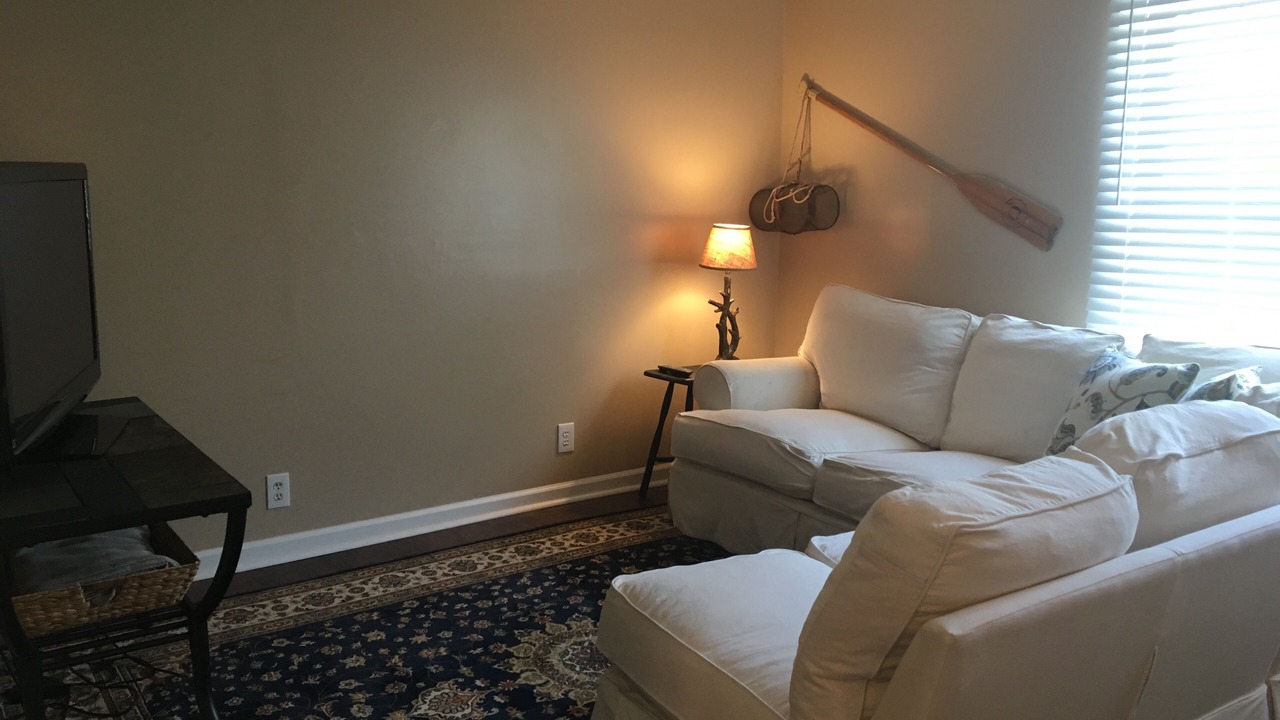 Photo of Livingroom in Geneva-on-the-Lake