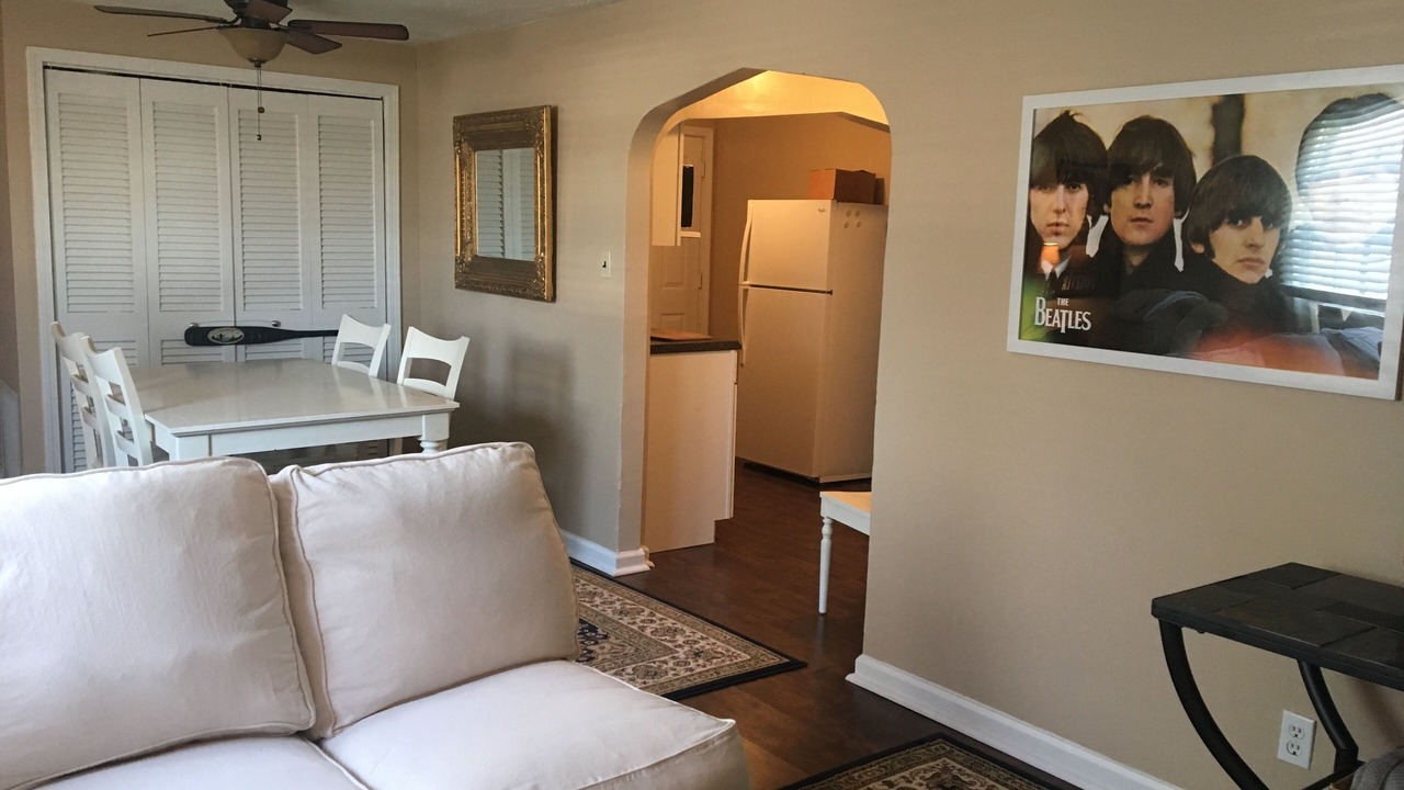 Photo of Livingroom in Geneva-on-the-Lake