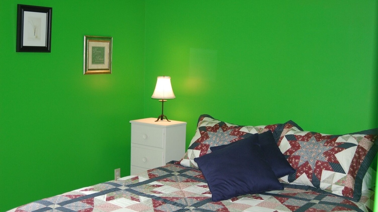 Photo of Bedroom in Brooksville