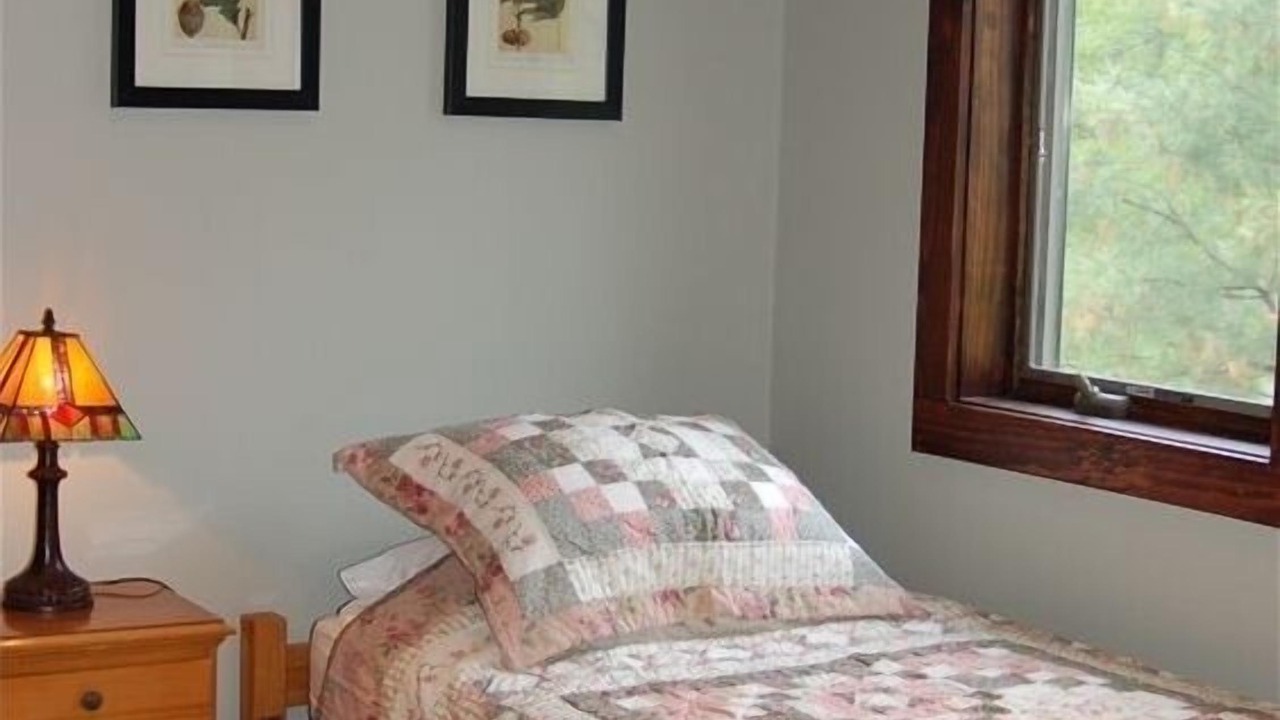 Photo of Bedroom in Brooksville