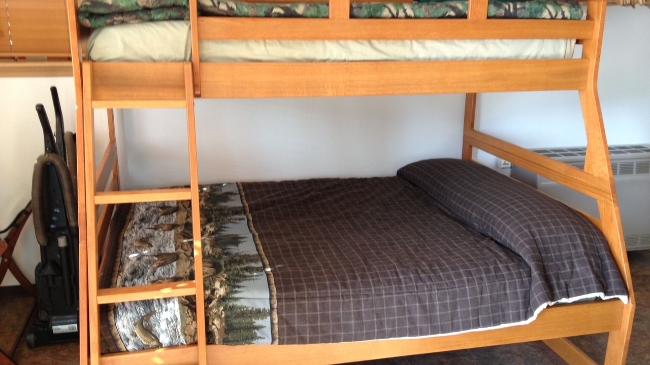 Photo of Bedroom in Ninilchik