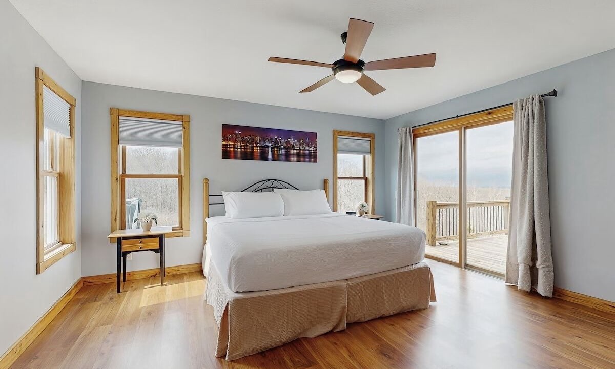 Photo of Bedroom in Bristol Hills