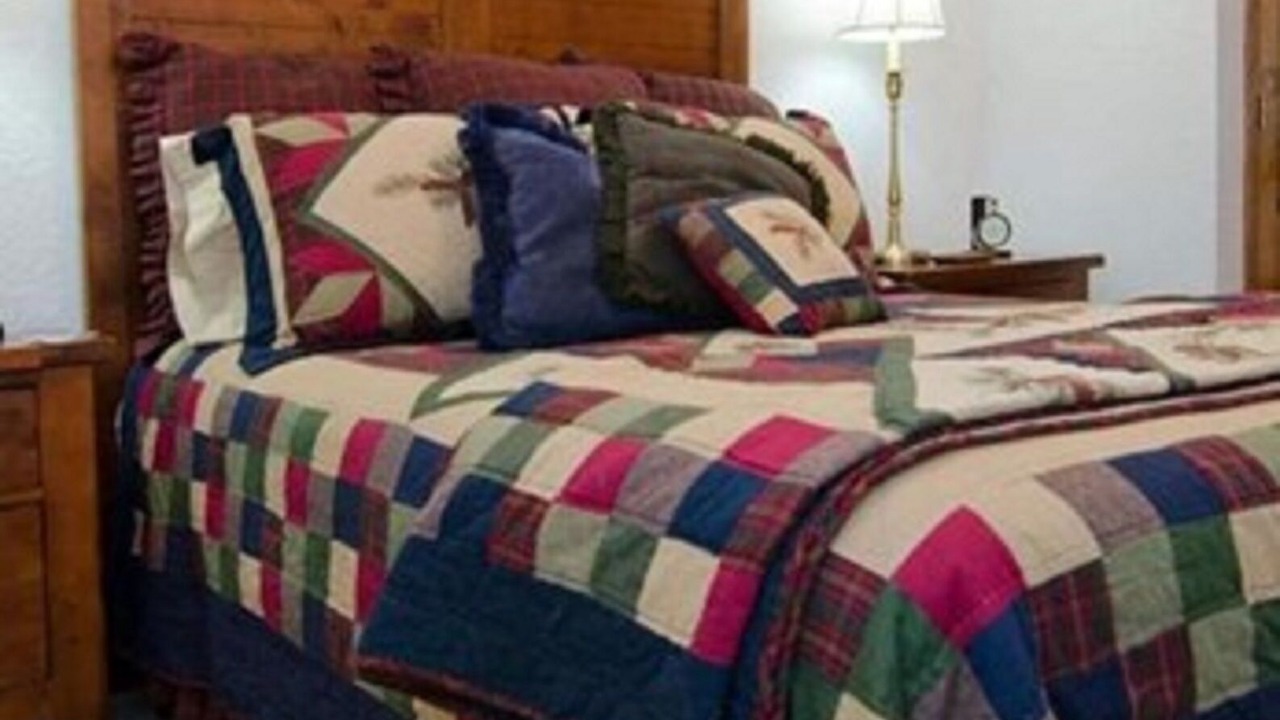 Photo of Bedroom in Broken Bow
