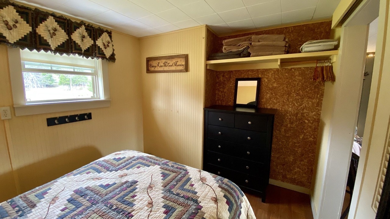 Photo of Bedroom in Pittsburg