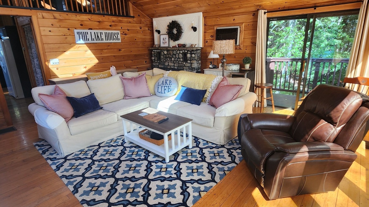 Photo of Livingroom in Lucerne-in-Maine