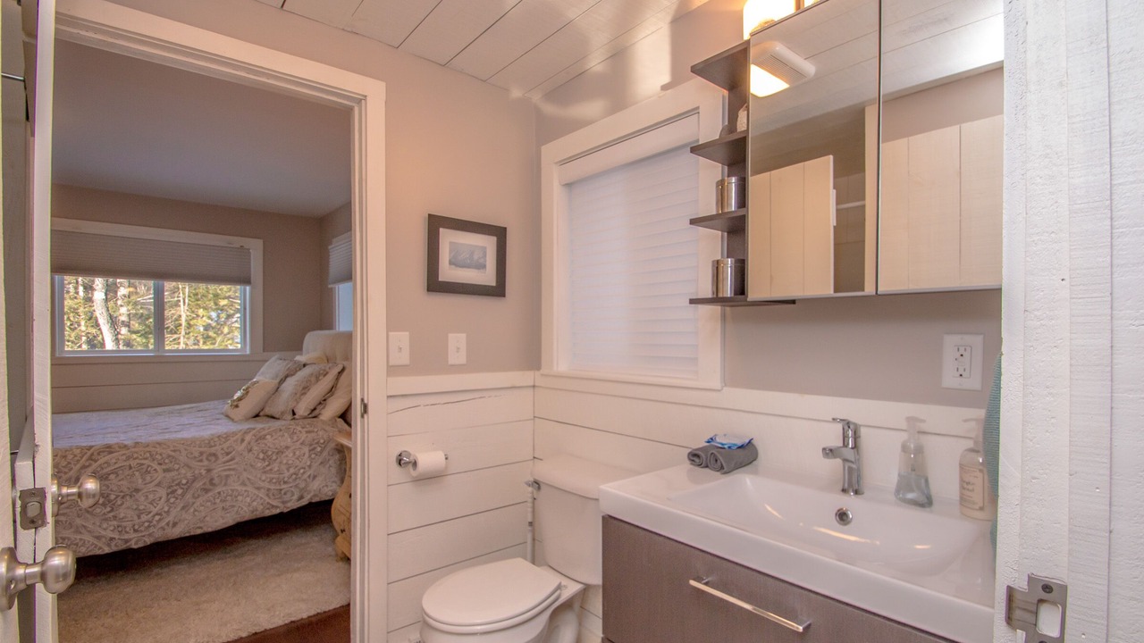 Photo of Bathroom in Alpine Village