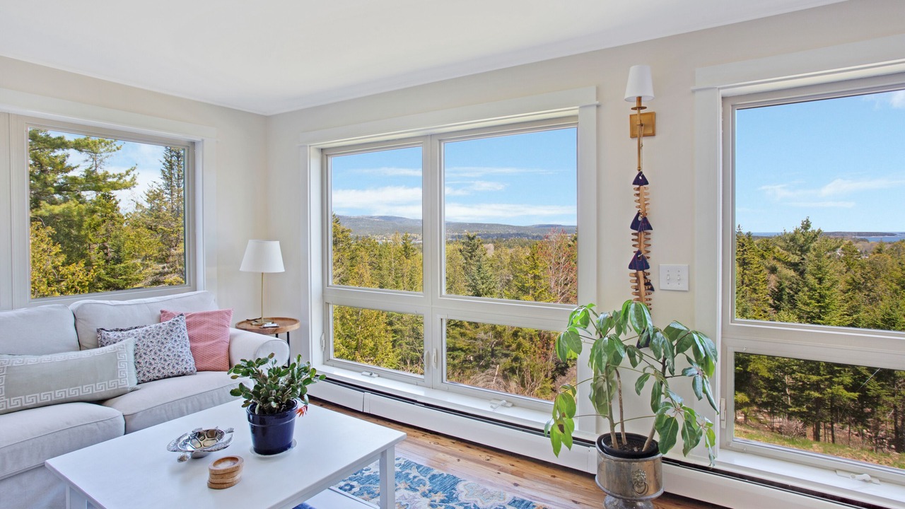 Photo of Livingroom in Southwest Harbor