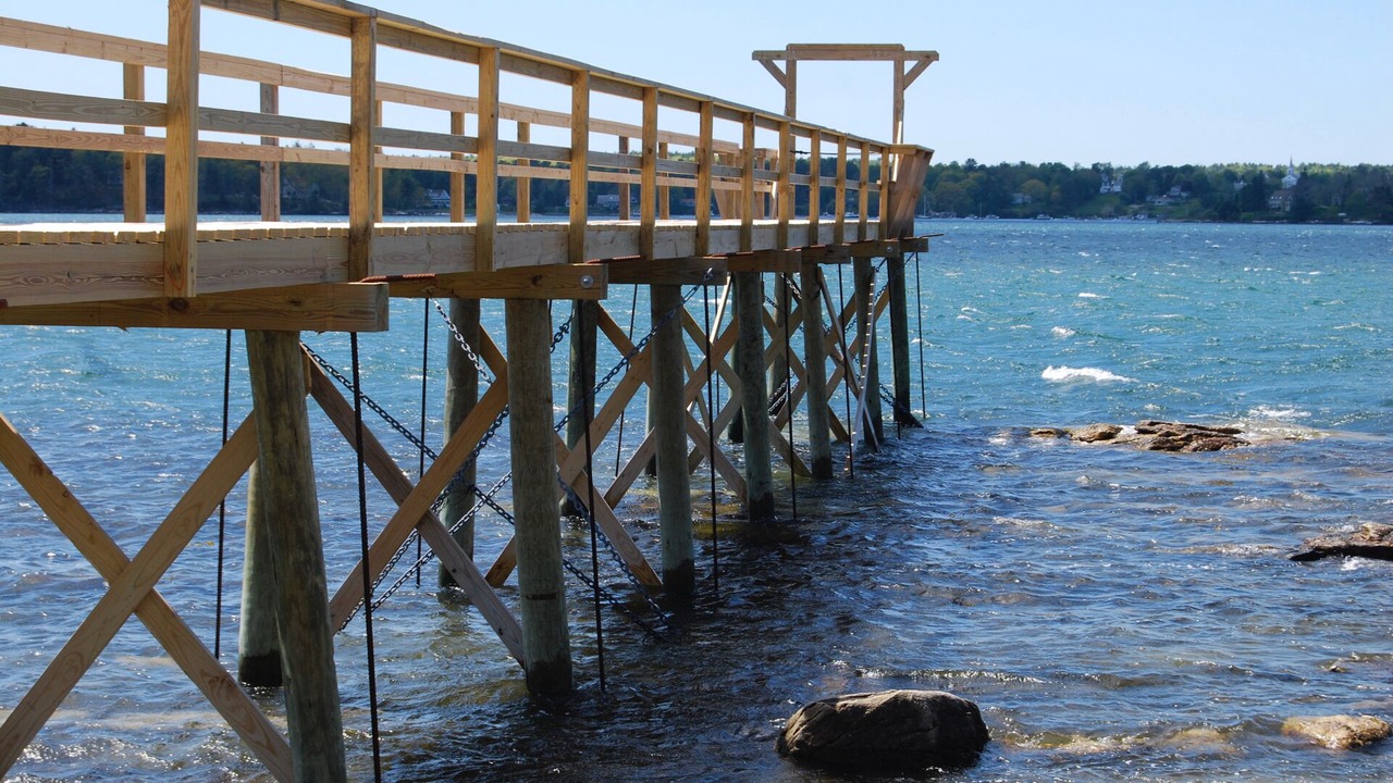 Photo of Others in Isle of Springs