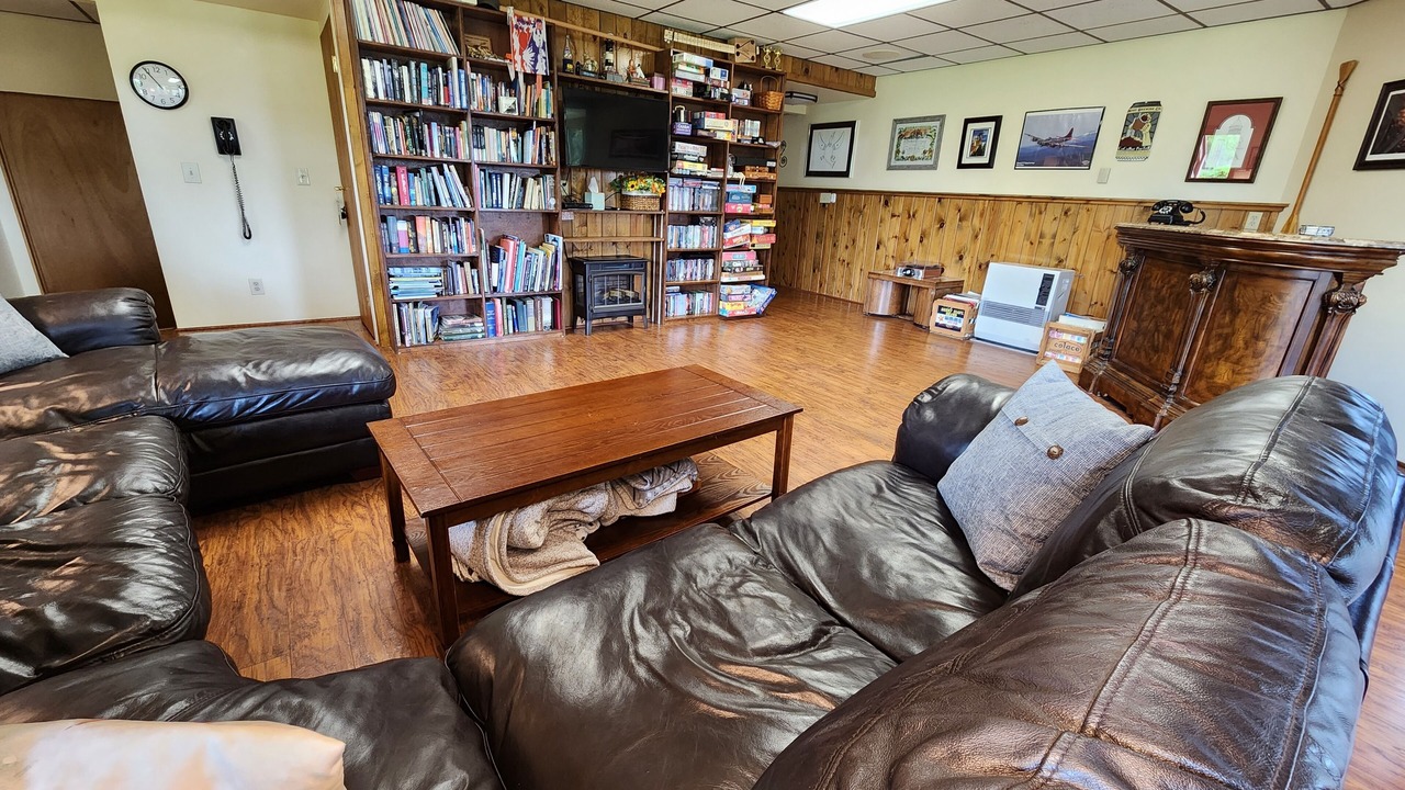 Photo of Bedroom in Fritz Creek