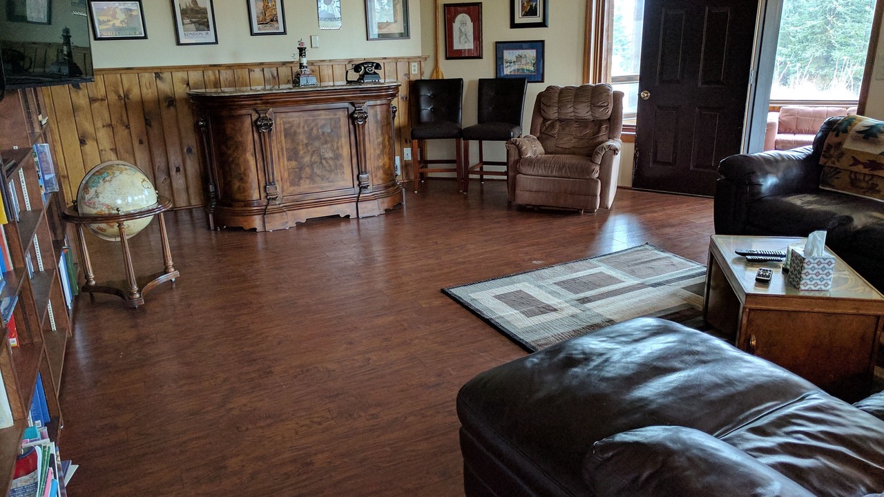 Photo of Bedroom in Fritz Creek