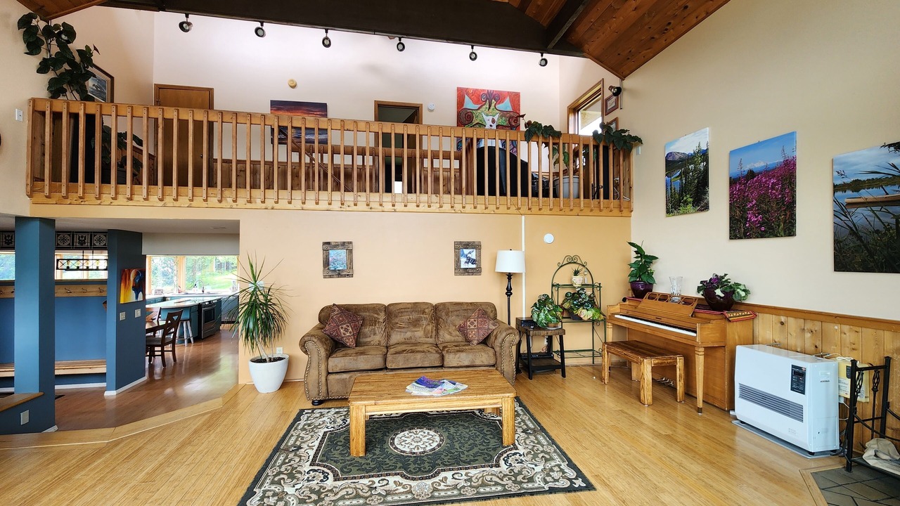 Photo of Livingroom in Fritz Creek