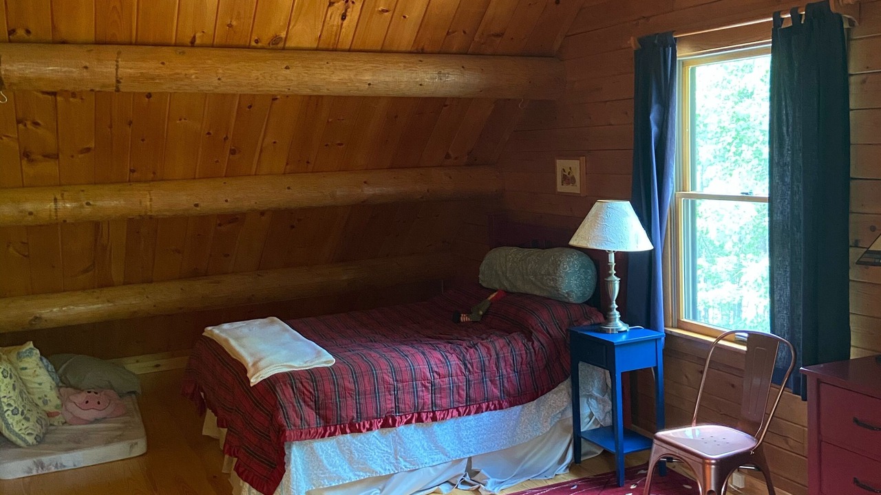 Photo of Bedroom in Bethel