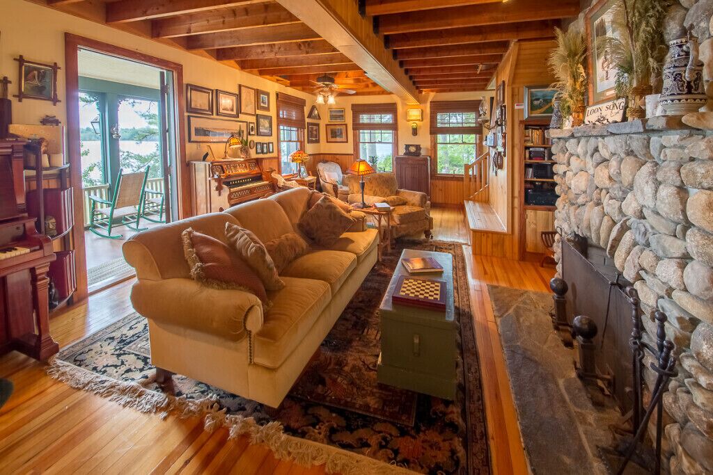 Photo of Livingroom in Wayne